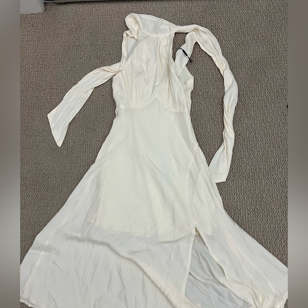 Brand New NO TEARS HERE MAXI DRESS CREAM - Picture 3 of 5